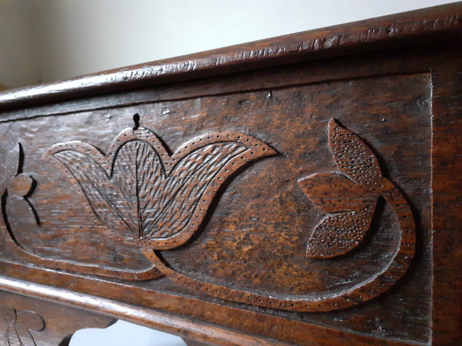 1916 CARVED OAK BOX, ARTS & CRAFTS / JOHN PEARSON / FIRST WORLD WAR INTEREST