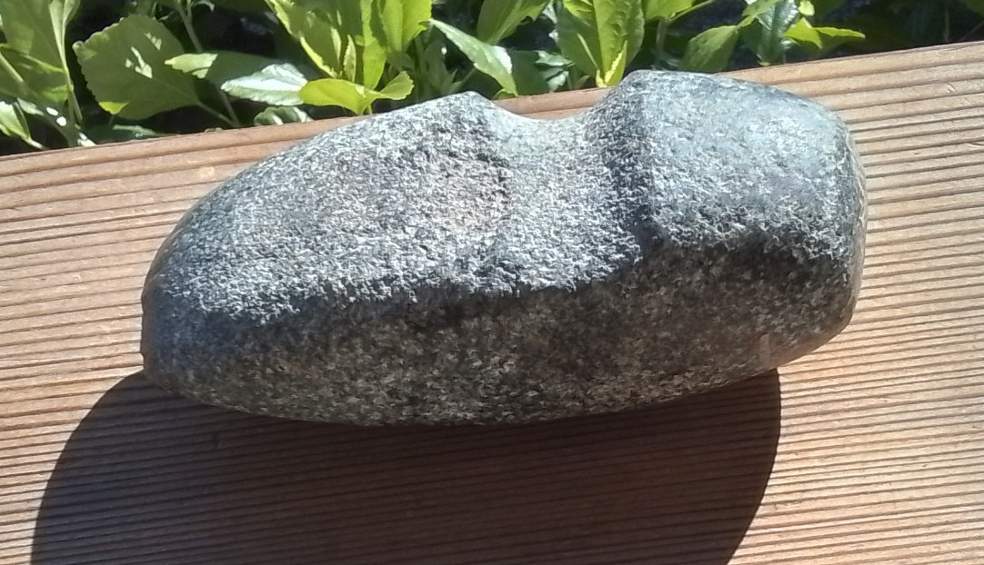 Primitive STONE Carved HAND AXE 5.5″ L, 2″ Bit, 810g / 1.79 lbs