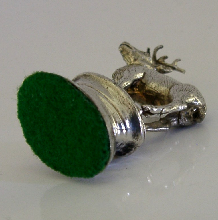 ENGLISH SOLID STERLING SILVER STAG DEER MENU HOLDER 1982 SHOOTING ANIMAL