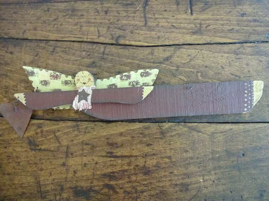 PRIMITIVE WOOD Folk Art ANGELS 2PC Farmhouse Americana PATRIOTIC ORNAMENTS