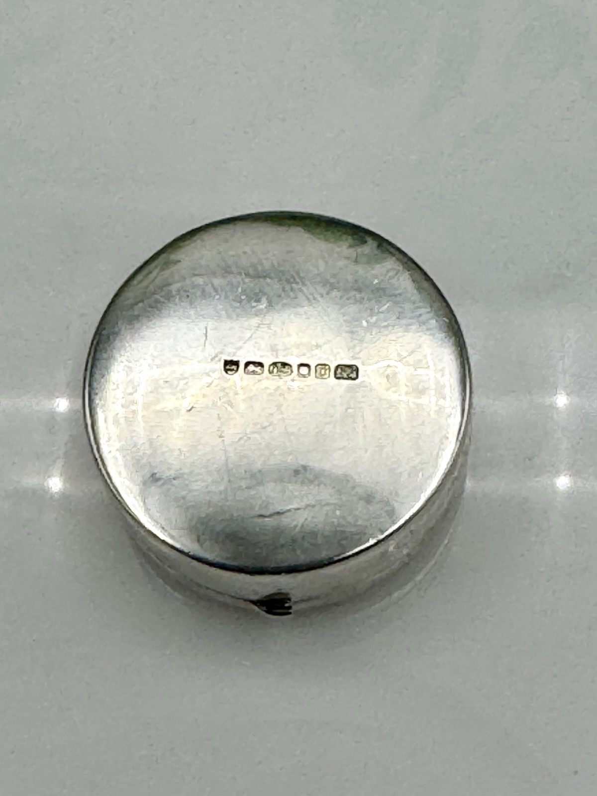 Vintage Ari D Norman Hallmarked Sterling silver Hinged Pill Box London 2002