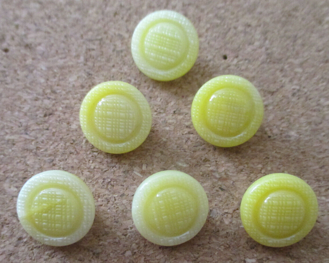 6 – Czech Glass Art Deco Textured Design on Round Yellow Buttons #45 – 12.37mm