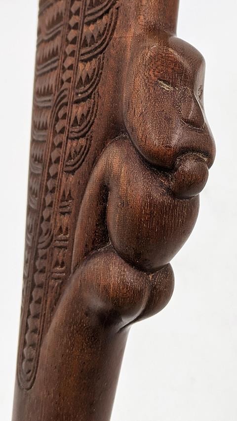 MAORI NEW ZEALAND CARVED WOOD WAHAIKA CLUB 20TH CENTURY