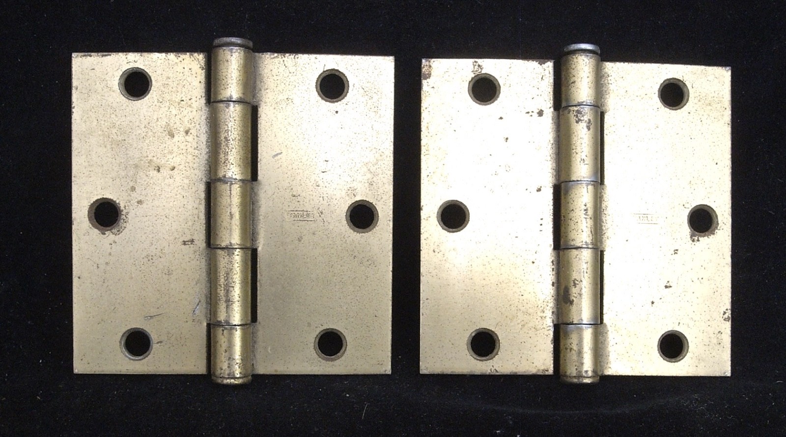 2 HEAVY DUTY STANLEY 3 1/2″- FULL MORTICE -BRASS PLATE BUTT HINGES