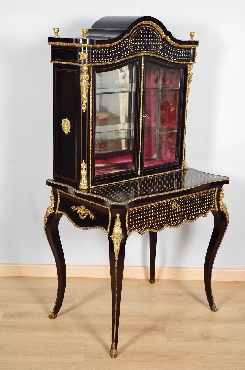 Return from Egypt Mahogany Consulate Armchair, circa 1800