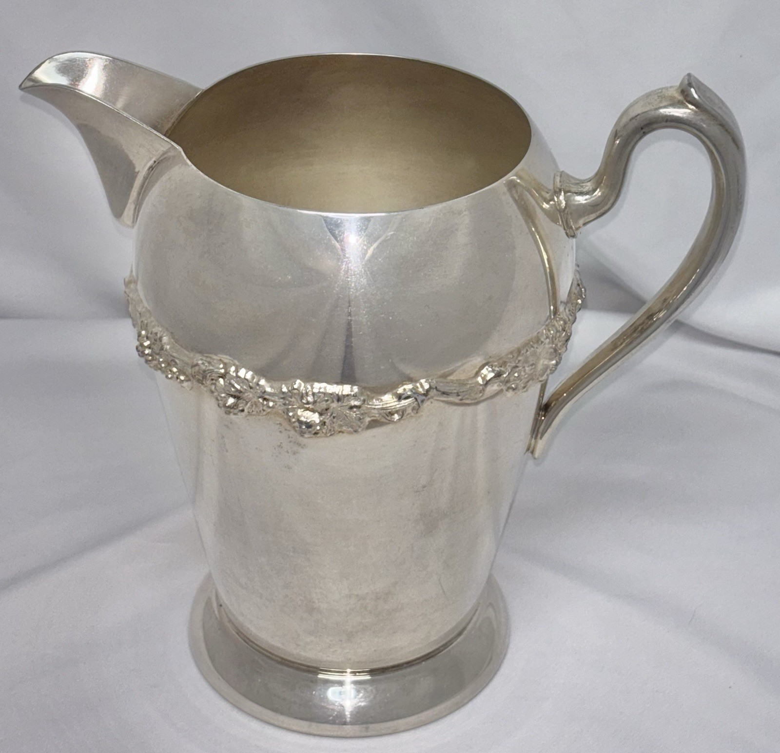 Vintage Academy Silver on Copper #205 Water Pitcher with Ornate Grapevine-8.5″