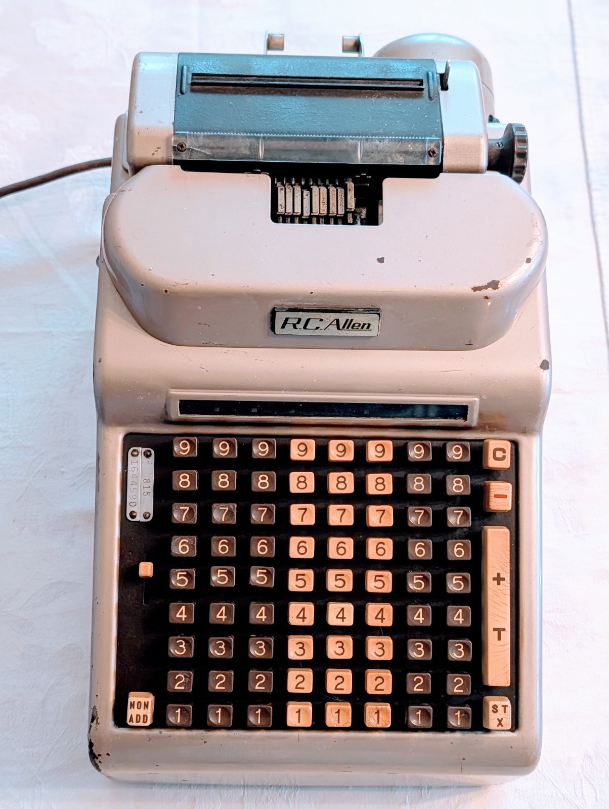 VTG R.C. Allen Adding Machine Calculator #815 Mechanical Business Machine As Is