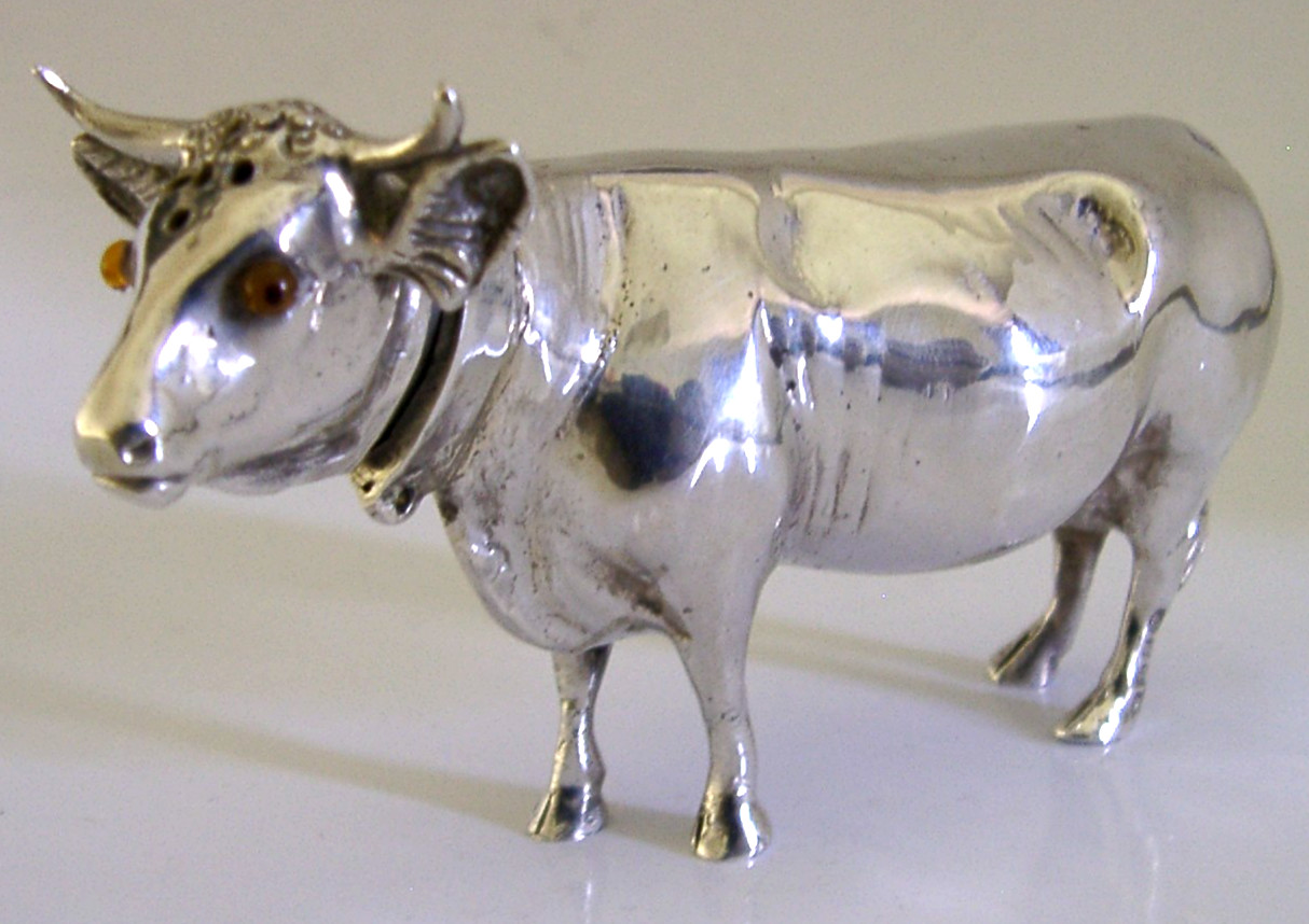 RARE ANTIQUE STERING SILVER COW BULL PEPPER POT CHESTER 1900 68g ANIMAL