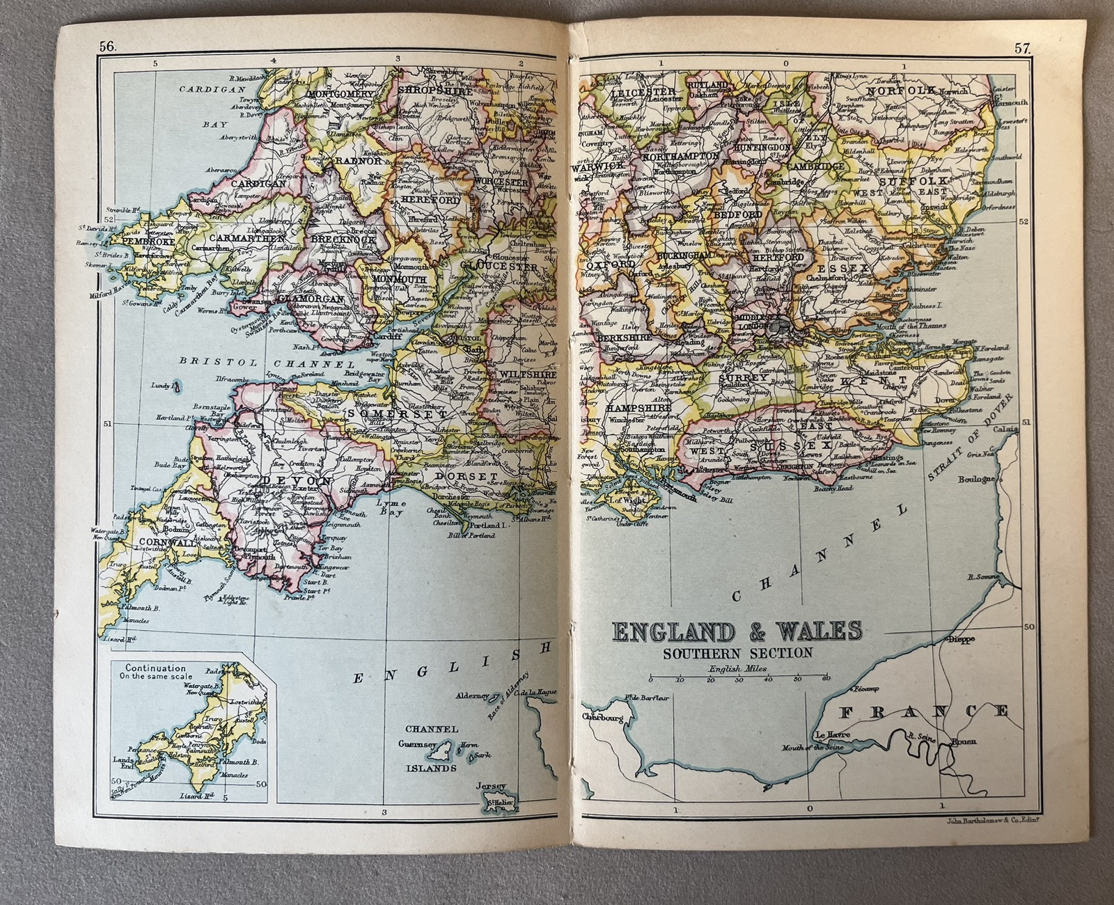 England and Wales : Southern Section Map – 1910 – Coloured Map by J. Bartholomew