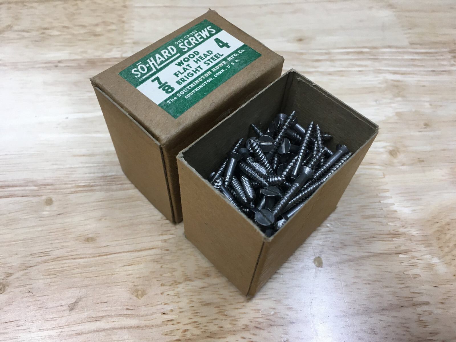 New Box 144 So Hard #4 x 7/8″ Bright Steel Flat Head Wood Screws Slotted USA