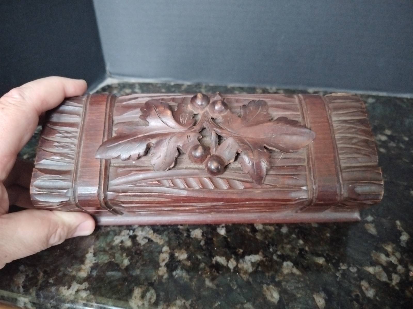Antique german Black Forest glove box 19th c Bavaria woodwork 10″ Oak Acorn
