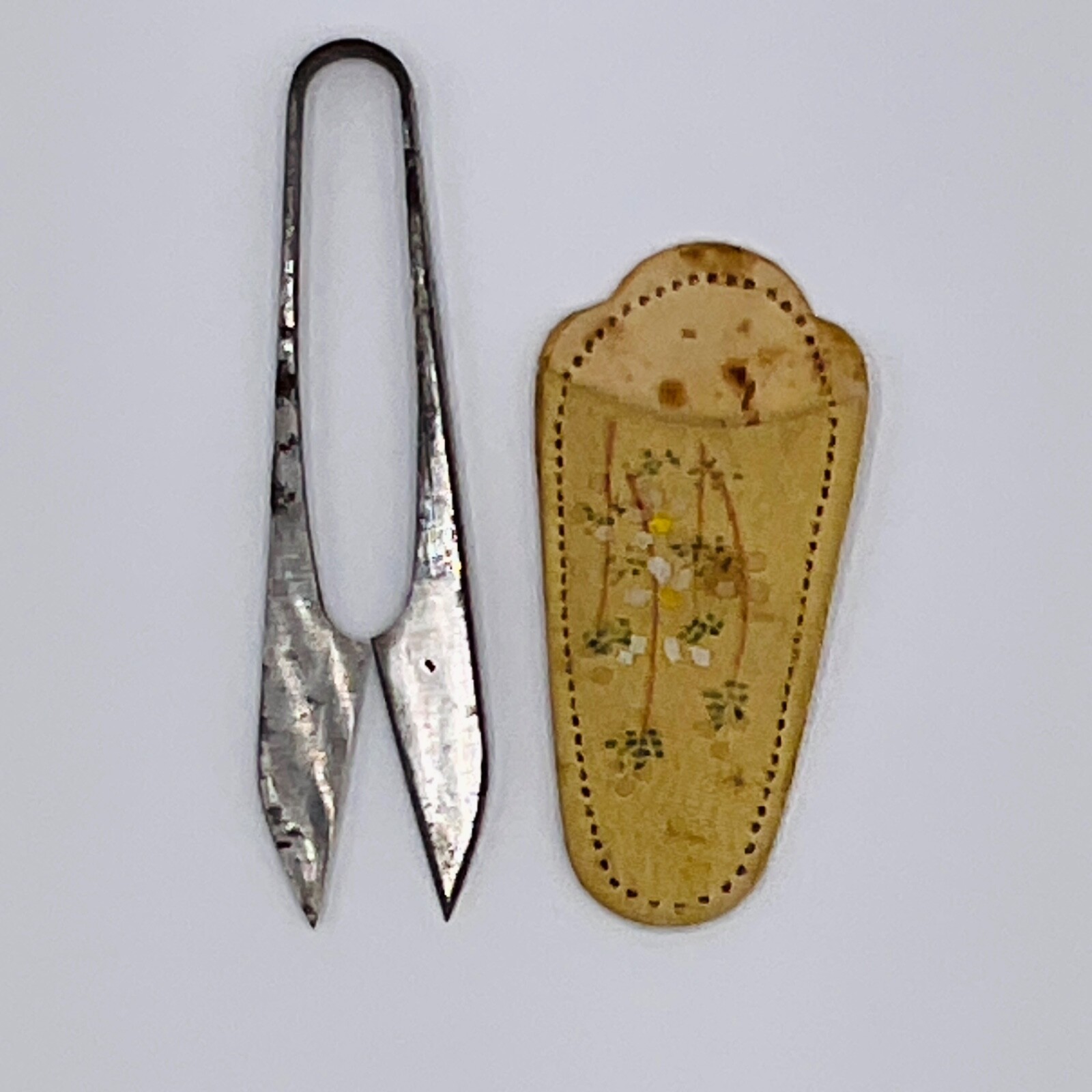 Antique Scissors Spring Mini Japan Thread Sewing Fabric Silk Sleeve Case Floral