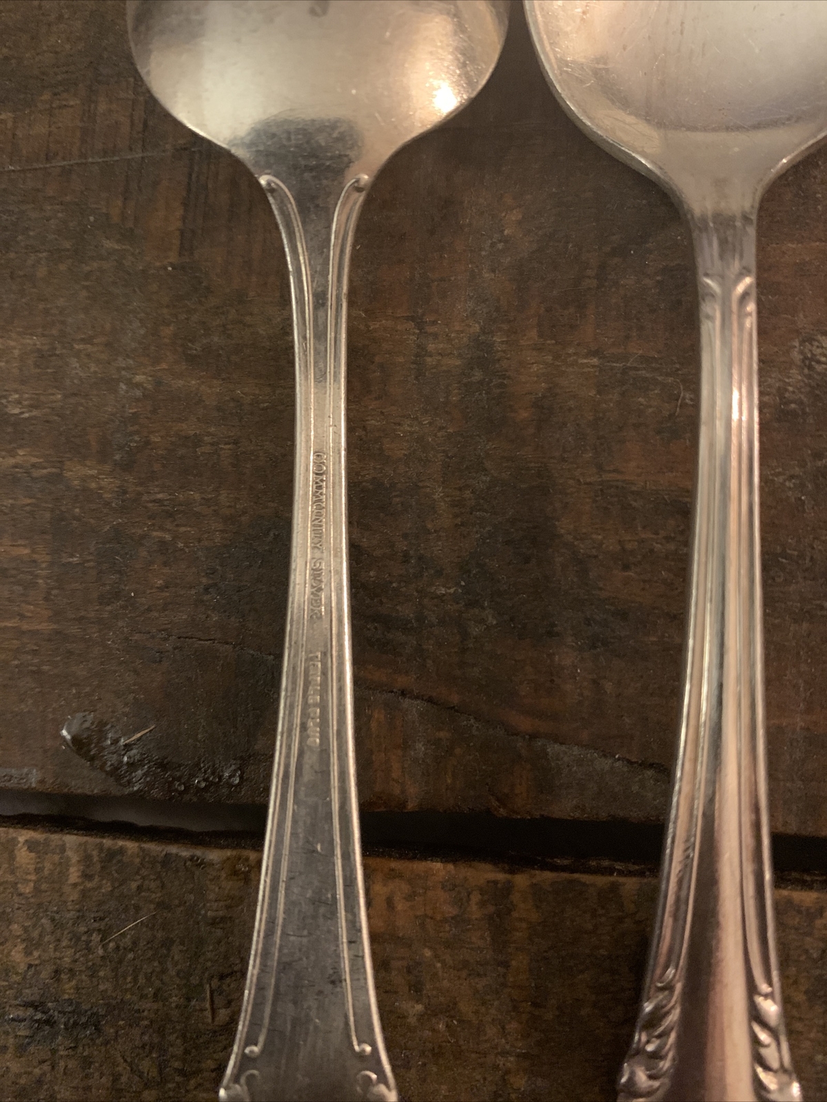 VINTAGE ANTIQUE COMMUNITY SILVER TRIPLE PLUS SPOONS SET OF 2