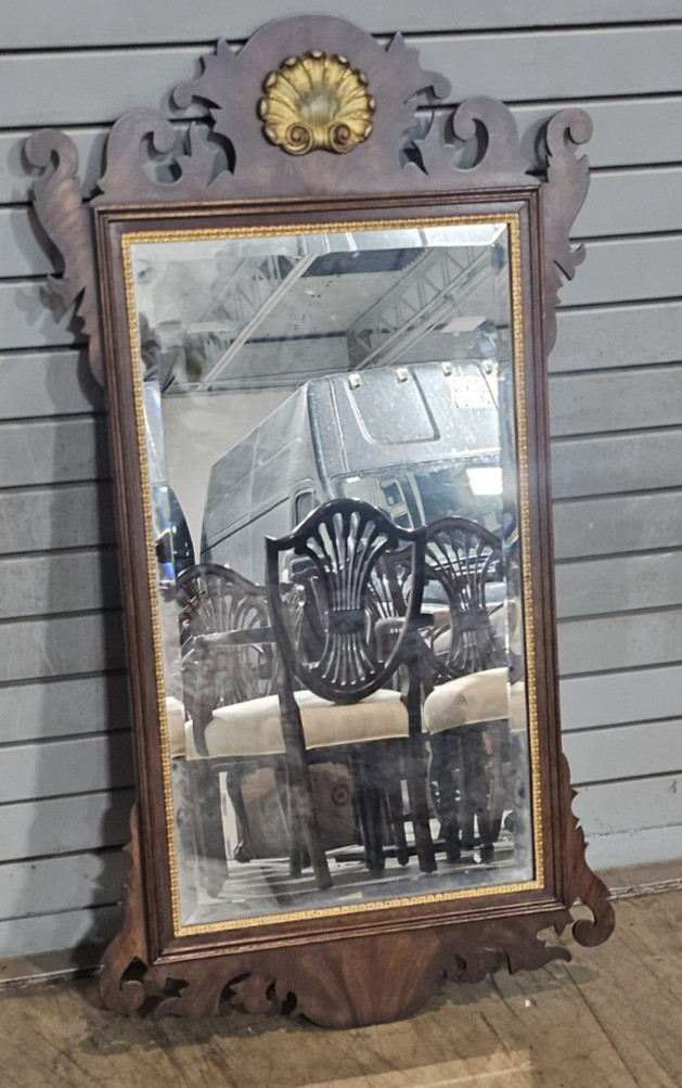Henkel Harris Mahogany Chippendale Shell Mirror Looking Glass #29 Stain