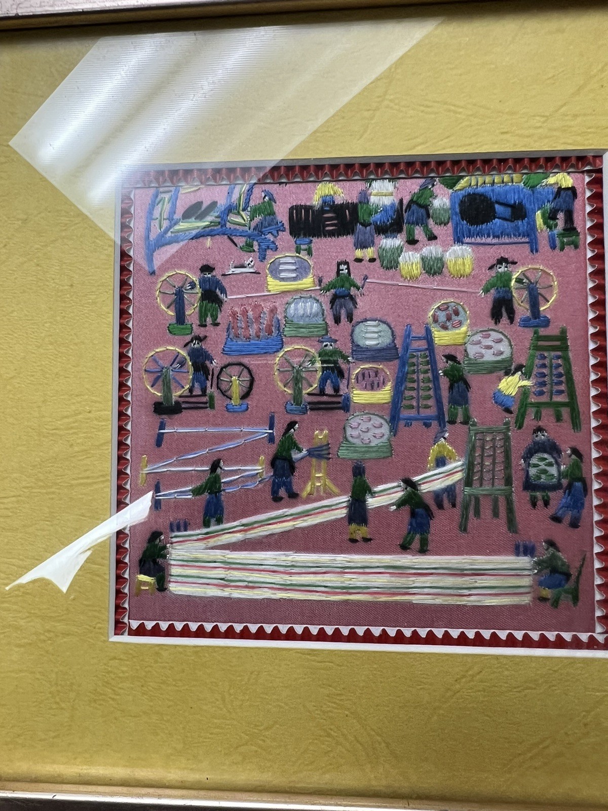 Lot Of 4 Embroidery On Silk Scenes Of Folk Life In China Near Suzchu Jiangsu Pro