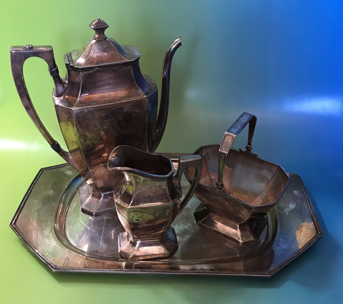 Derby S.P. Co. International 1686 W.M. Mounts Coffee/Tea set