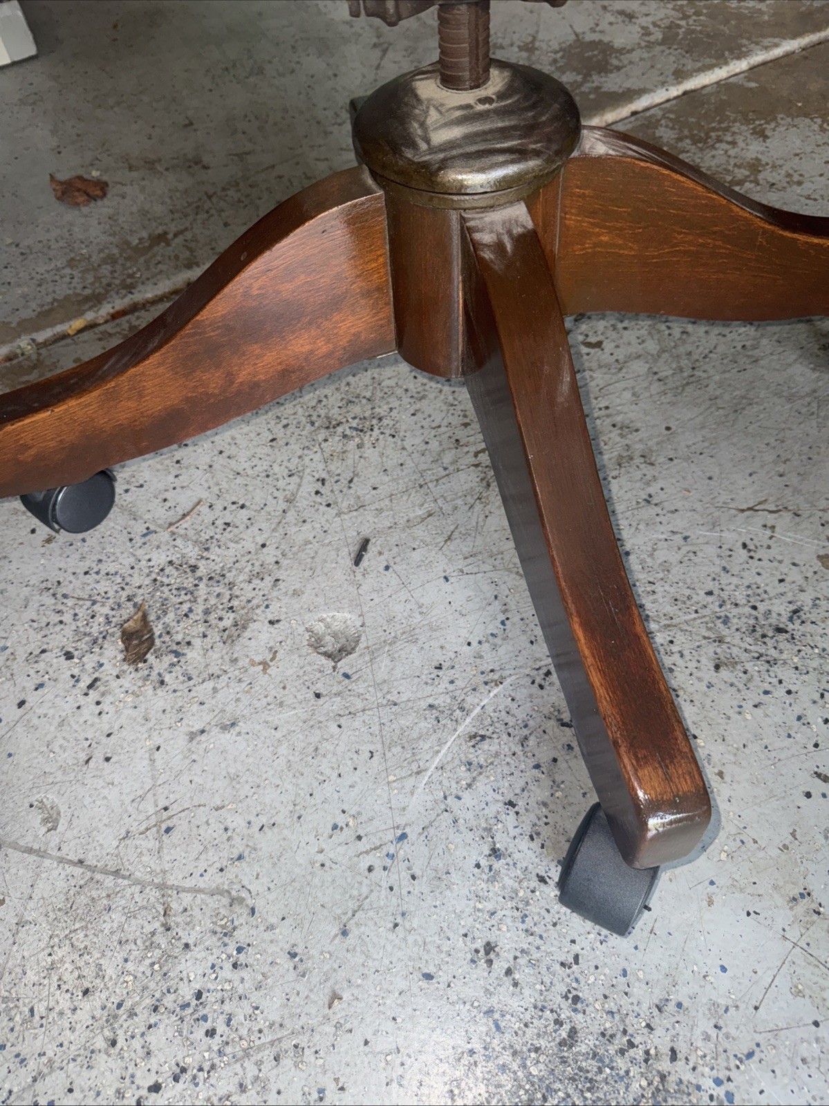 Antique Johnson Chair Co OG Collectible Oak Retro Banker Swivel Office