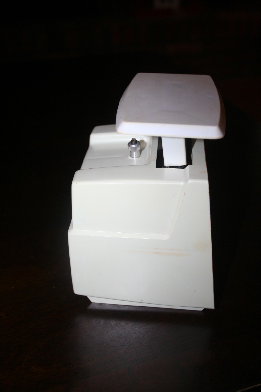 Vintage Hanson Kitchen Scale-Plastic-PreOwned-See Photos-4.5″Long/6.25″Tall