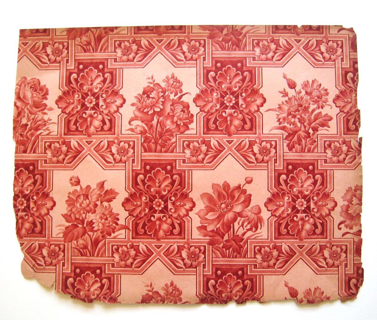 Original antique British wallpaper fragment (Victorian or Edwardian) RARE FIND!