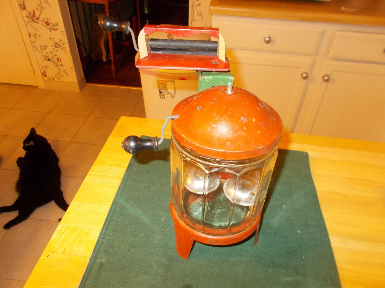 EARLY 1900S CHILD’S GLASS AND METAL WASHING MACHINE WITH WRINGER MADE BY WOLVERI