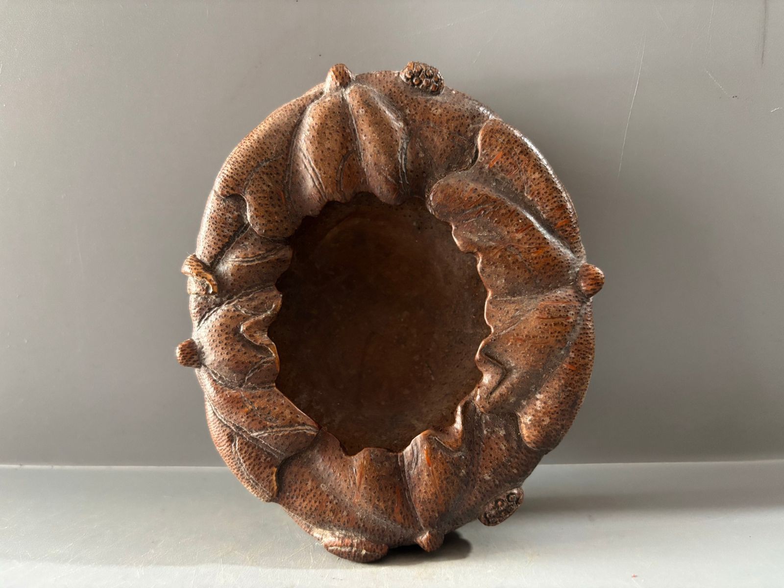 Chinese Natural Bamboo Root Hand-carved Exquisite Lotus Leaf Brush Washer 6427