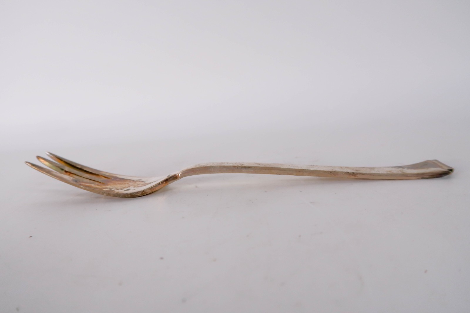 WMF 90 Model 2500 Kurt Mayer Bauhaus Art Deco Silver Plated 6″ Cake Fork