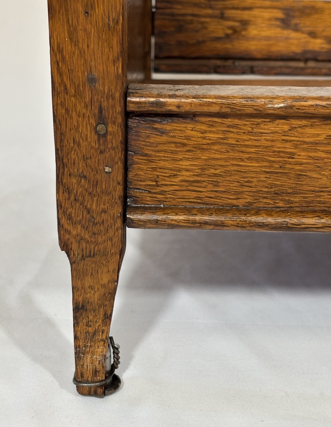 Antique Solid Quartersawn Oak Sleigh Doll Bed 15″x22.25″13.5″ Plant Stand