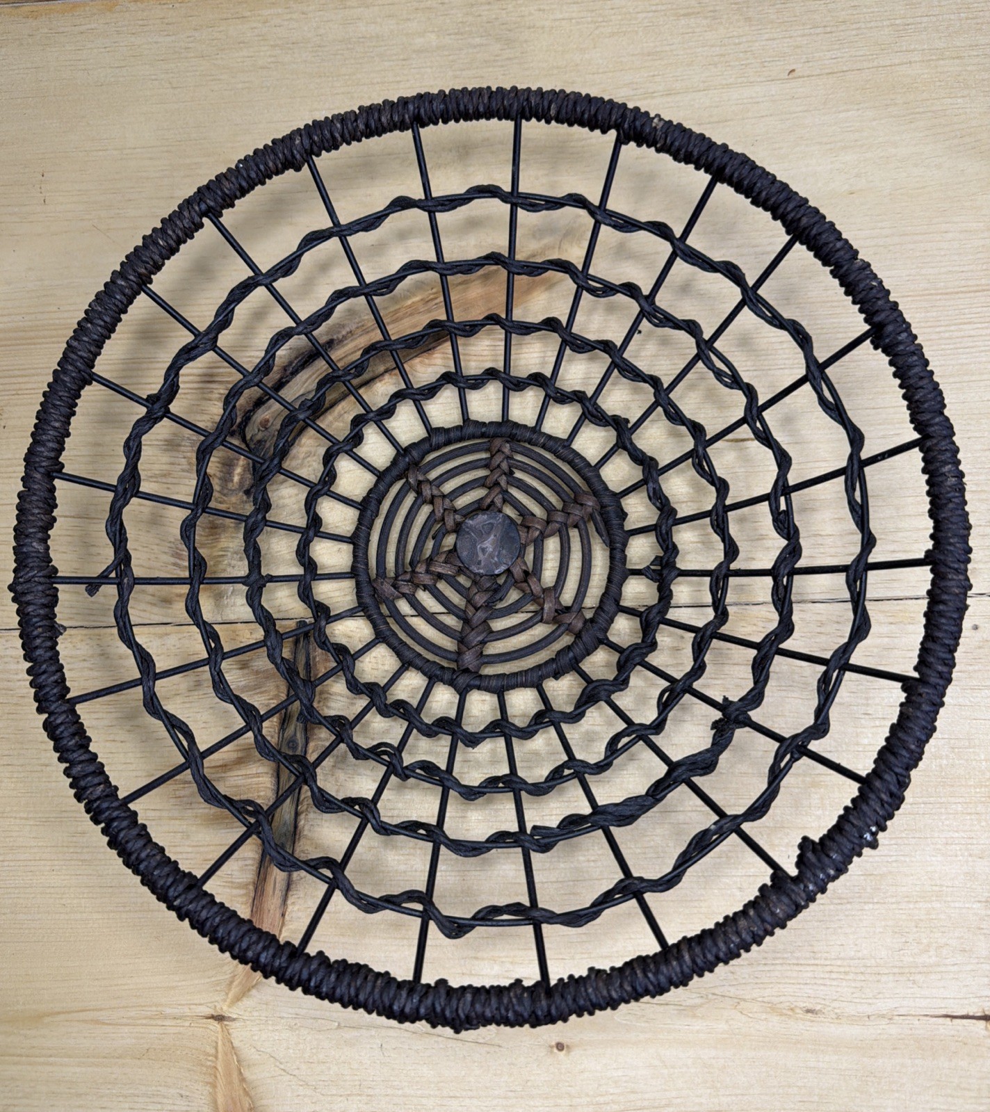 🧺 Vintage Wire Fruit Basket Bowl Brown Metal Farmhouse Primitive Rustic Decor