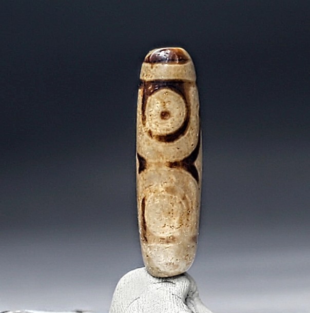 Pre-1800s Indo/Tibetan Old Agate 3 Eye Dzi Bead 11*38mm