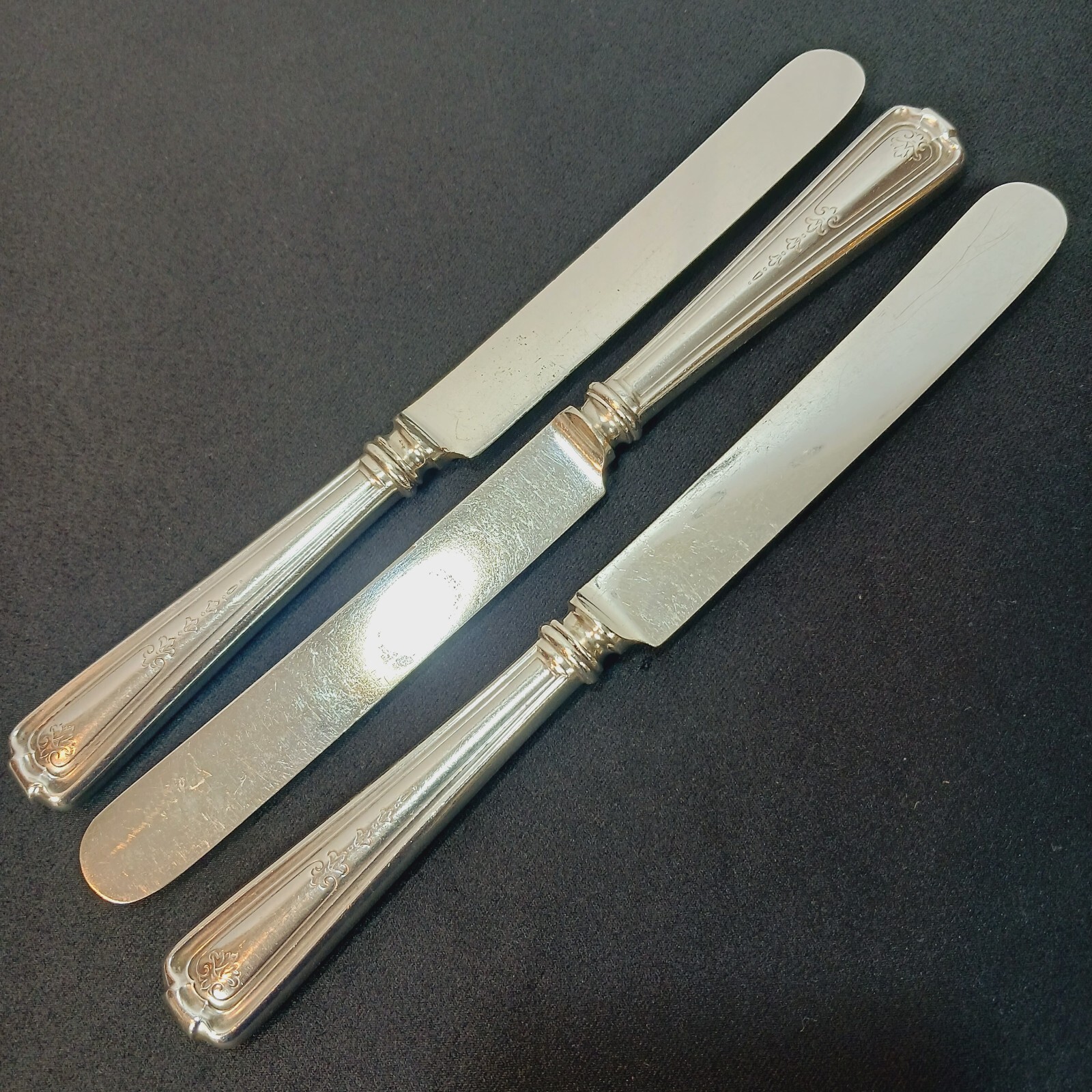 Set of 3 LOUVAIN INTERNATIONAL Silverplate Old French Hollow Knife
