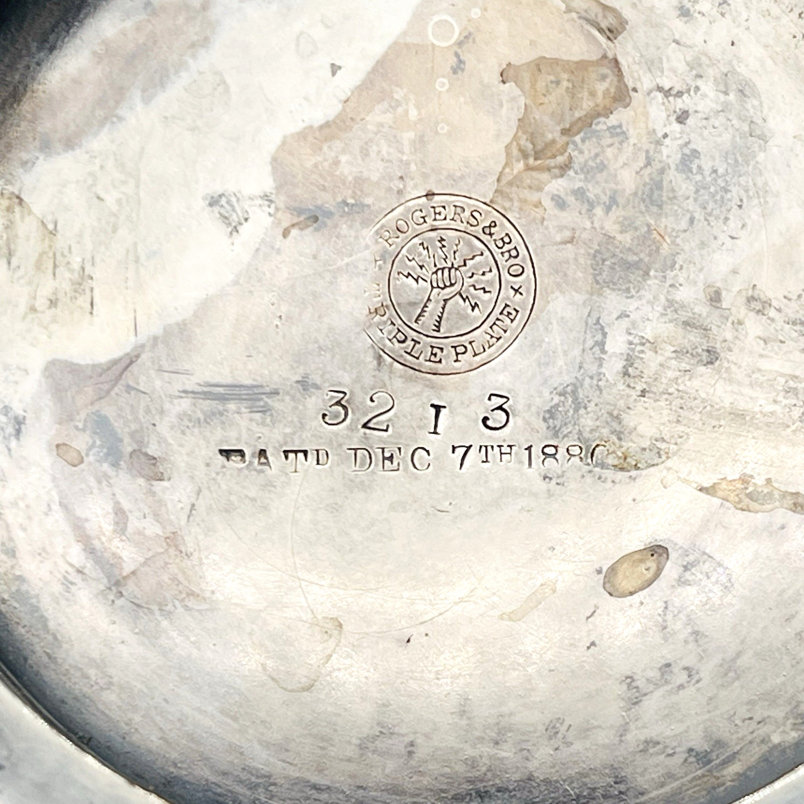 Atq Rogers Bros 1880 Silver Plate Domed Butter Server w Knife & Glass Insert