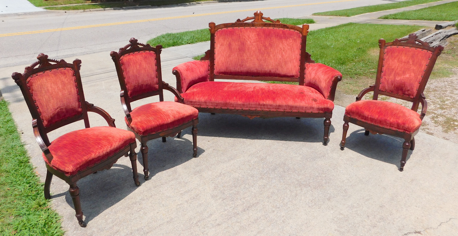 Sweet Walnut Victorian Parlor Set
