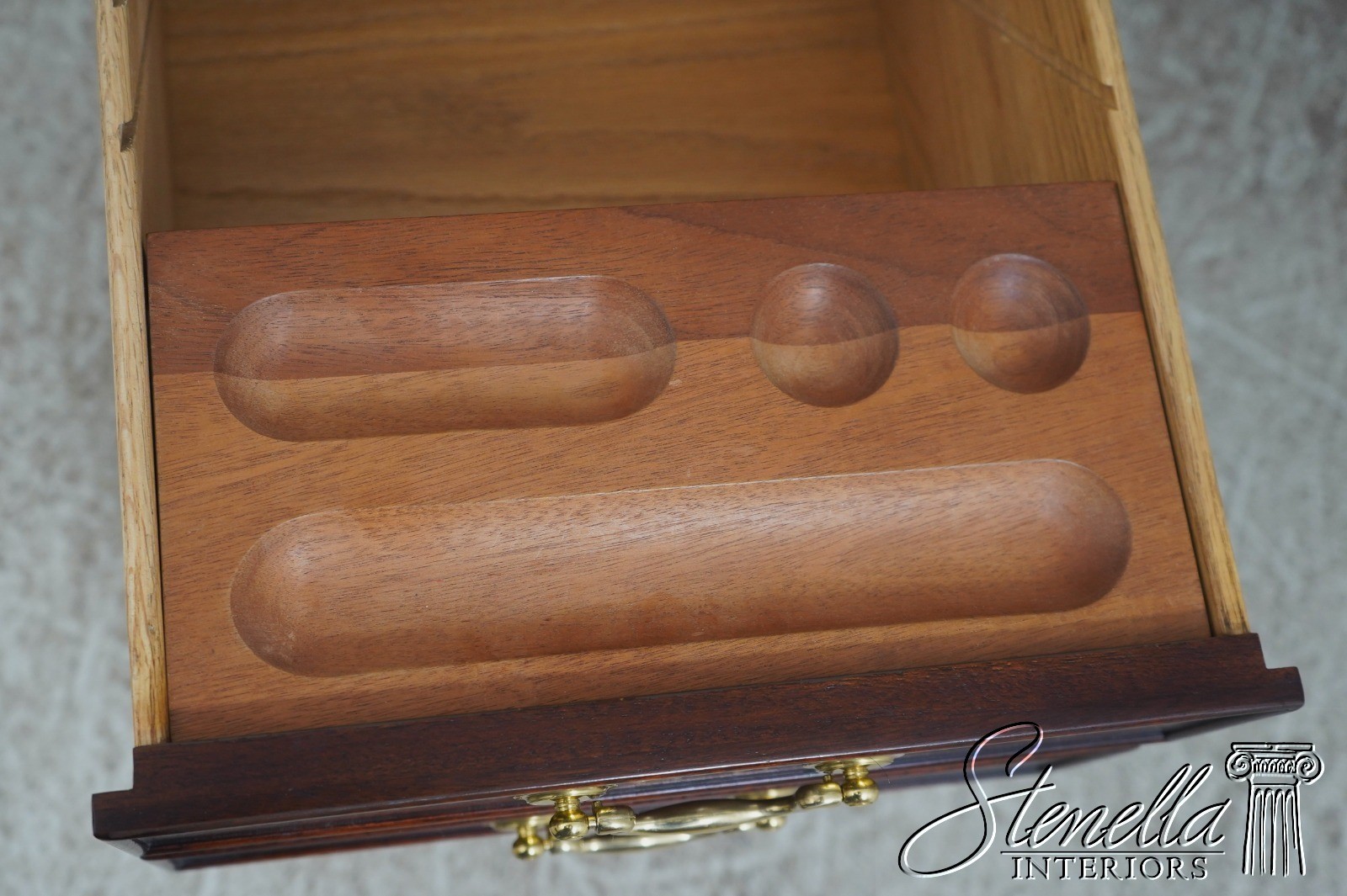 73033: HENKEL HARRIS MOORE Leather Top Executive Desk