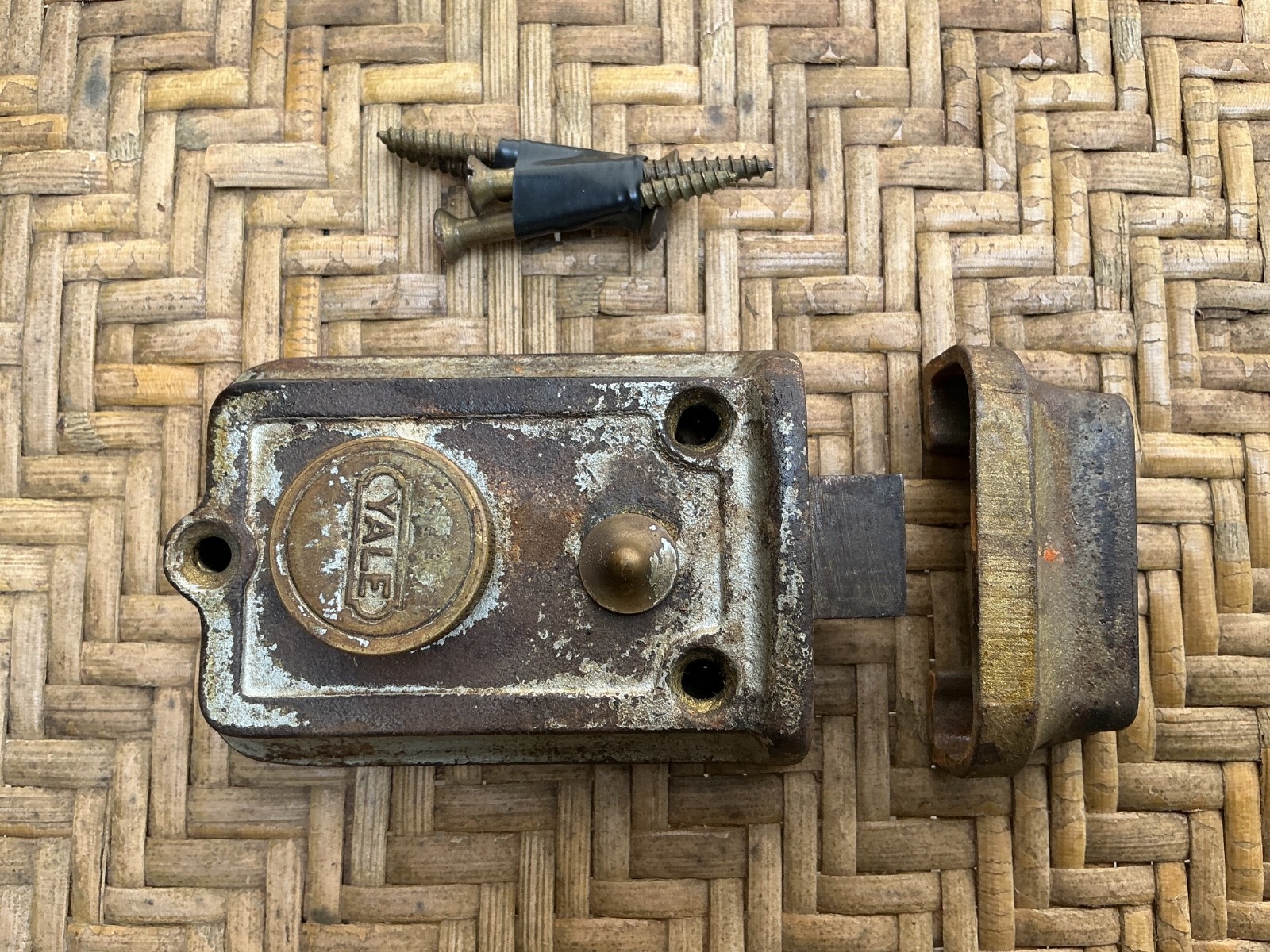 Antique Yale Door Rim Lock Latch Deadbolt Iron Works