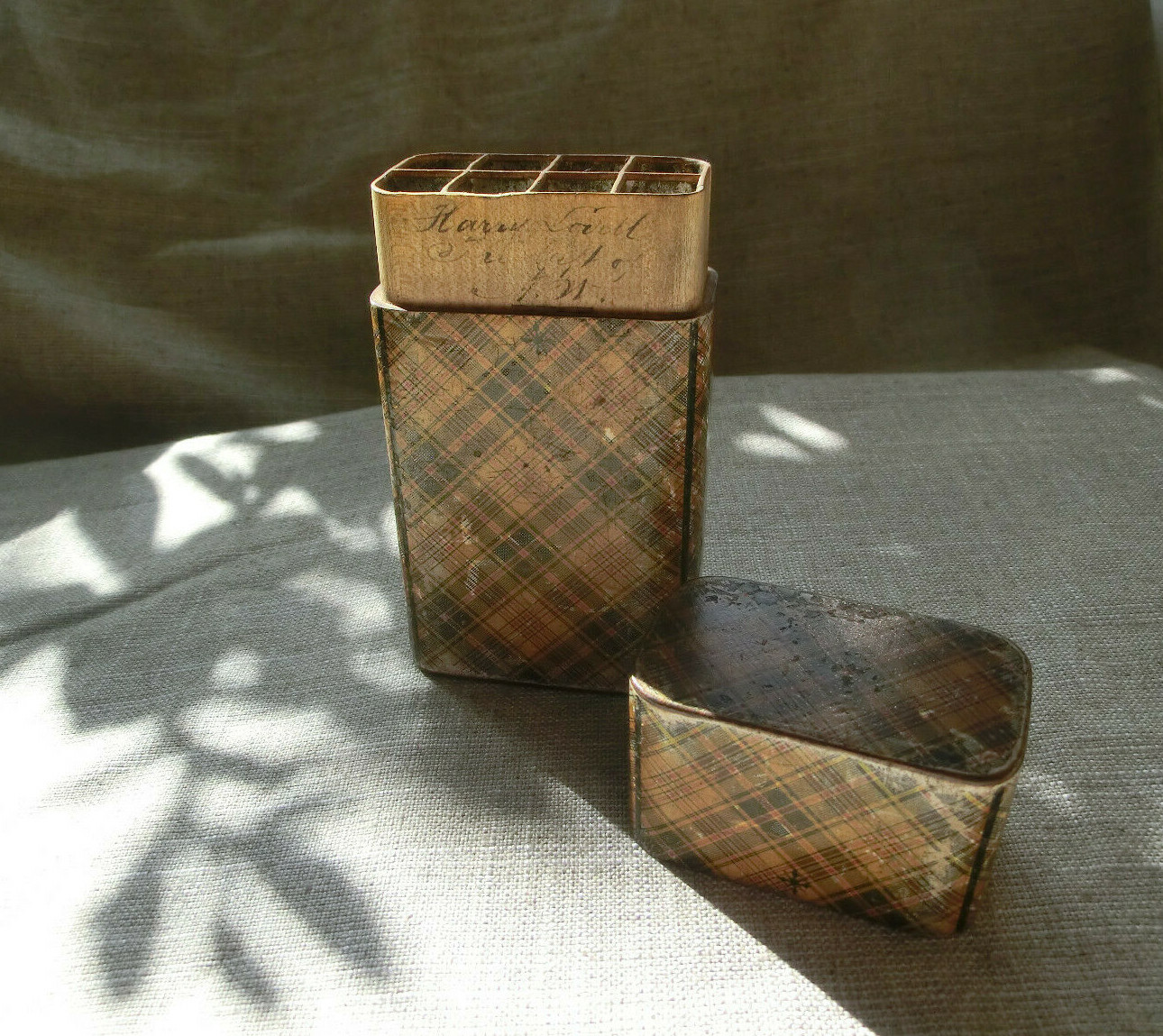 Rare Mauchline Tartanware Cheroot Cigar Case ‘Stewart Camel’ Zinc Foil Lined