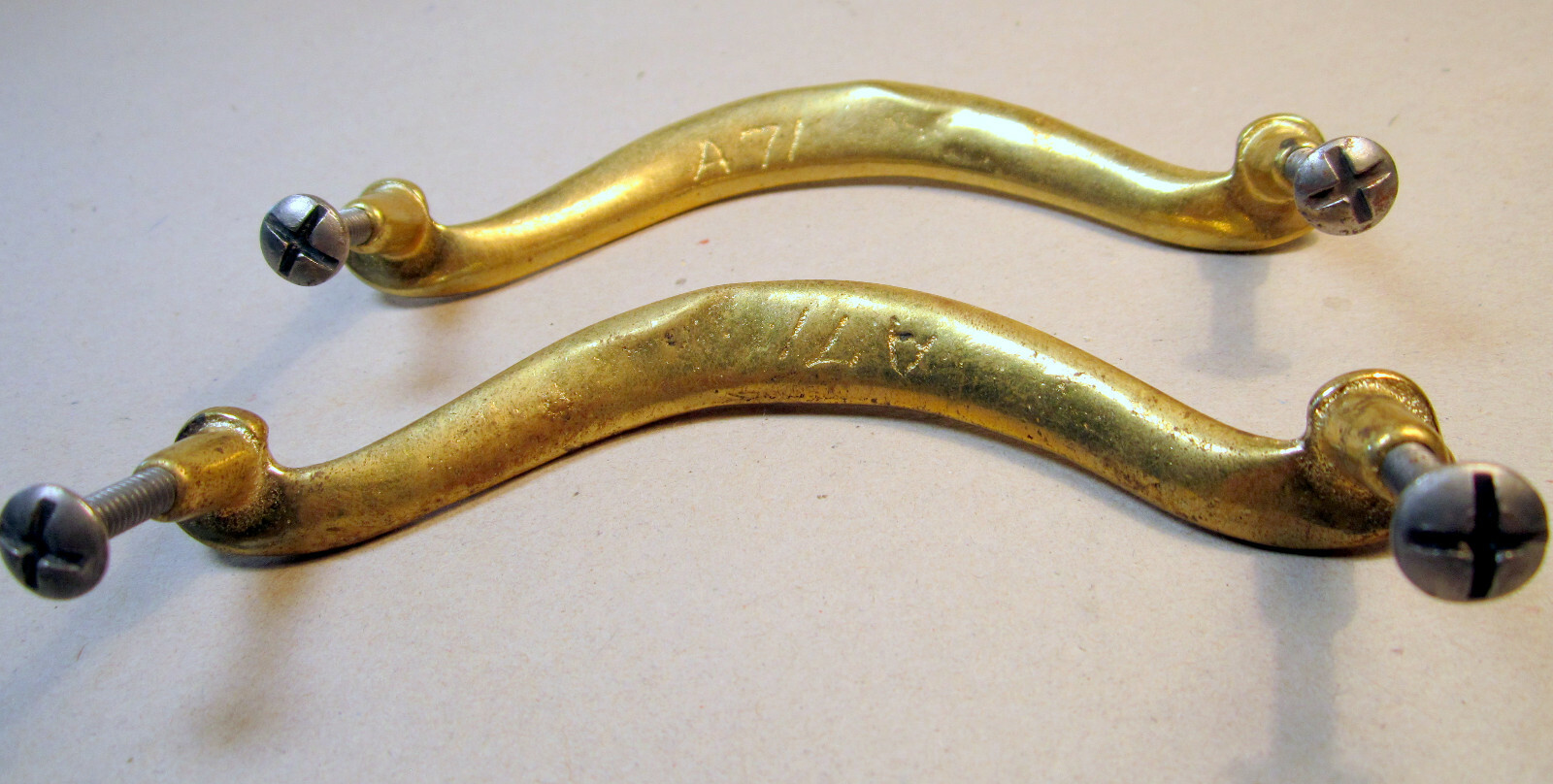 Bright Brass Scroll Work Cabinet Drawer Door Handle MATCHING PAIR 4″ Center Bore