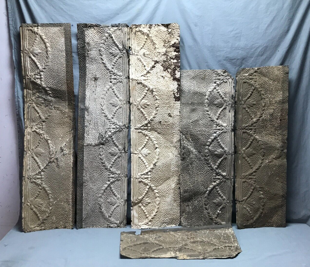 20 Linier Feet Antique Tin Ceiling Cove Trim Flora Da Lis Arch VTG Old 842-26B