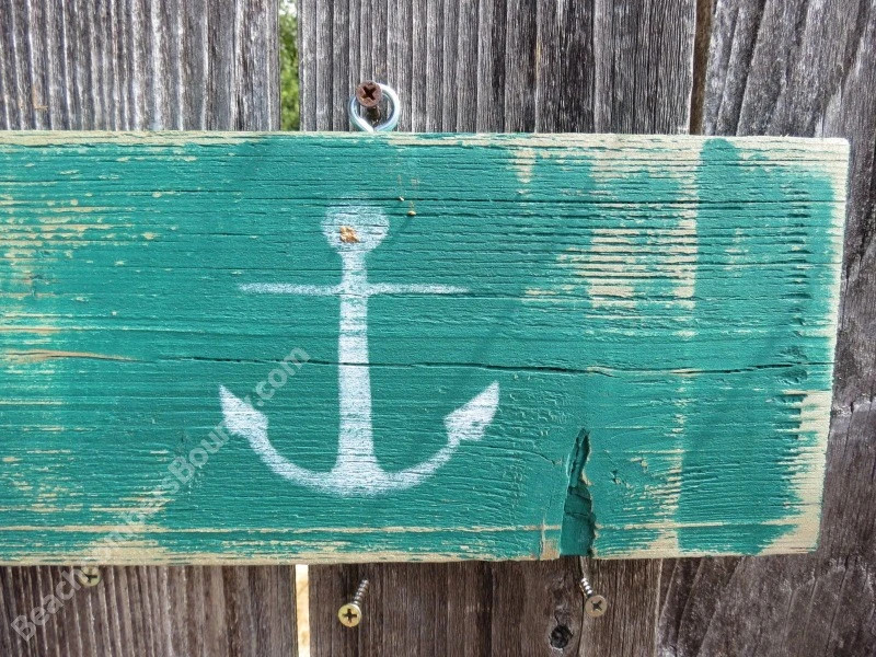 48 INCH WOOD HAND PAINTED SHIPYARD & ANCHOR SIGN NAUTICAL SEAFOOD (WS823)