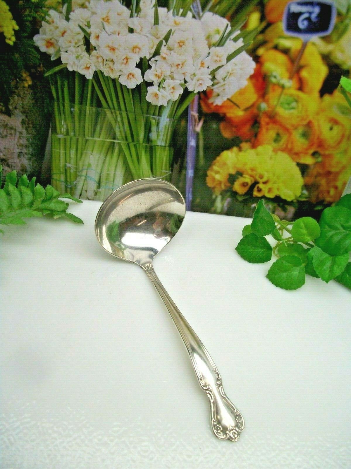 International Rogers DAYBREAK Elegant Lady Silverplate Gravy Ladle 1952