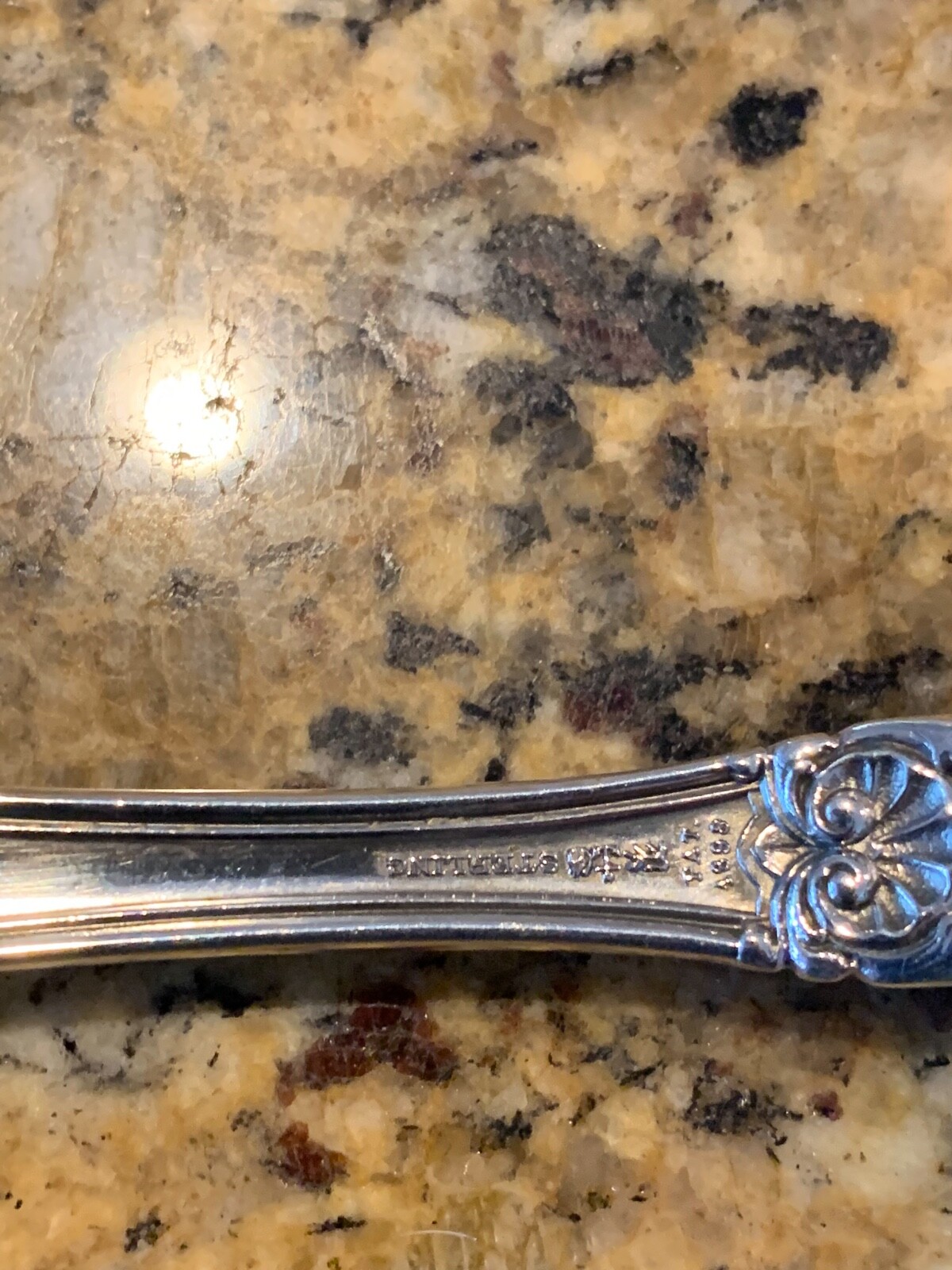 1 GORHAM OLD BARONIAL STERLING SILVER LARGE BERRY SPOON 9″ APP. NOT MONOGRAMMED