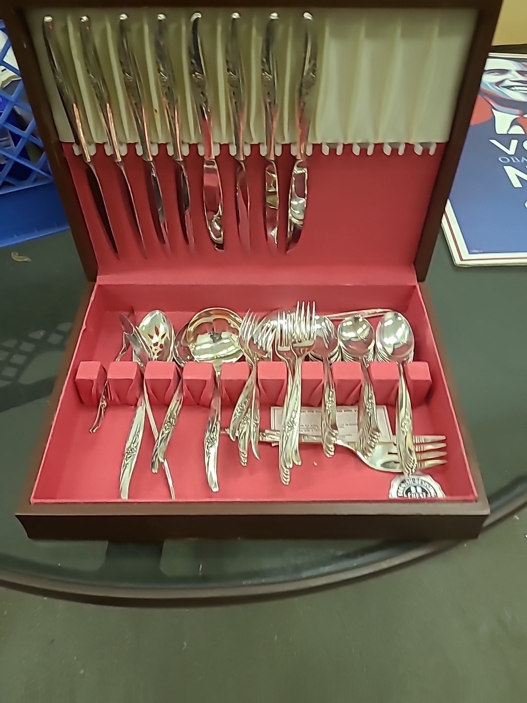 1881 Rogers Rose Silverplate Flatware Set Oneida Ltd w Tarnish Chest