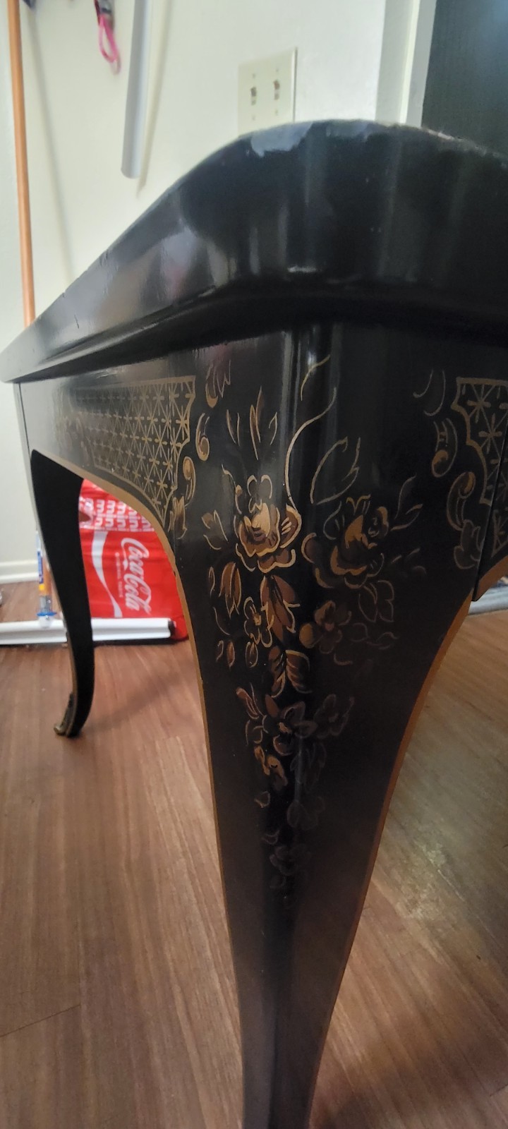 1983 Drexel Heritage Et Cetera Collection Chinoiserie Black Table