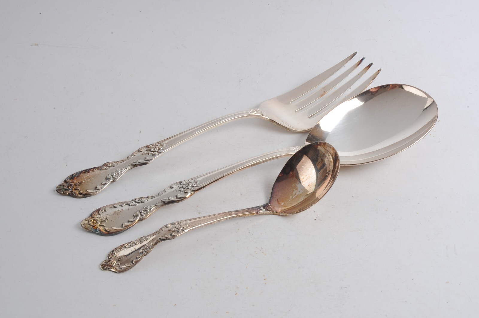 1959 Grand Elegance Pierced Serving Spoon & Fork Ladle WM Rogers Silver Plate