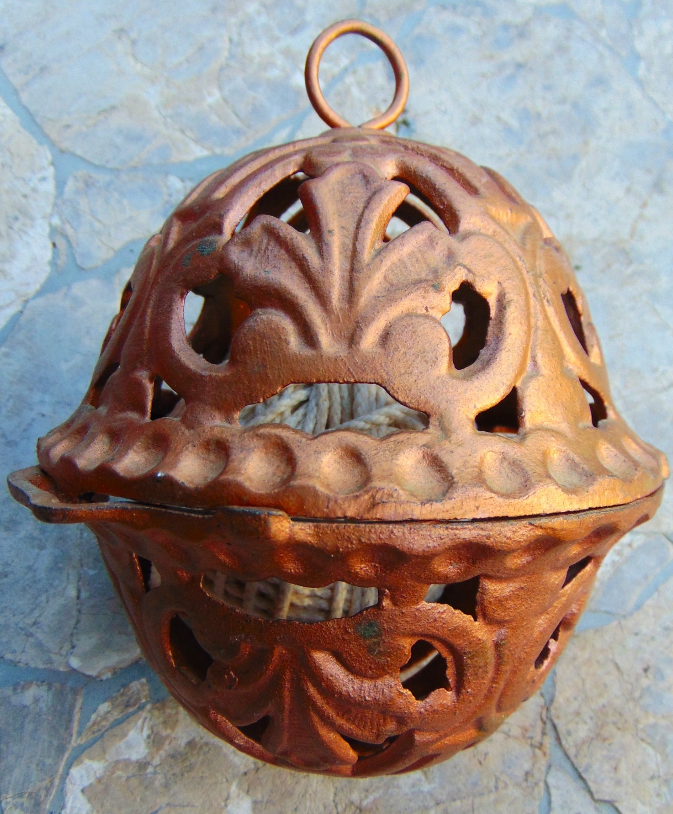 ANTIQUE RARE CAST IRON ORNATE HANGING BALL STRING HOLDER DISPENSER~ 12 1/2″ HIGH