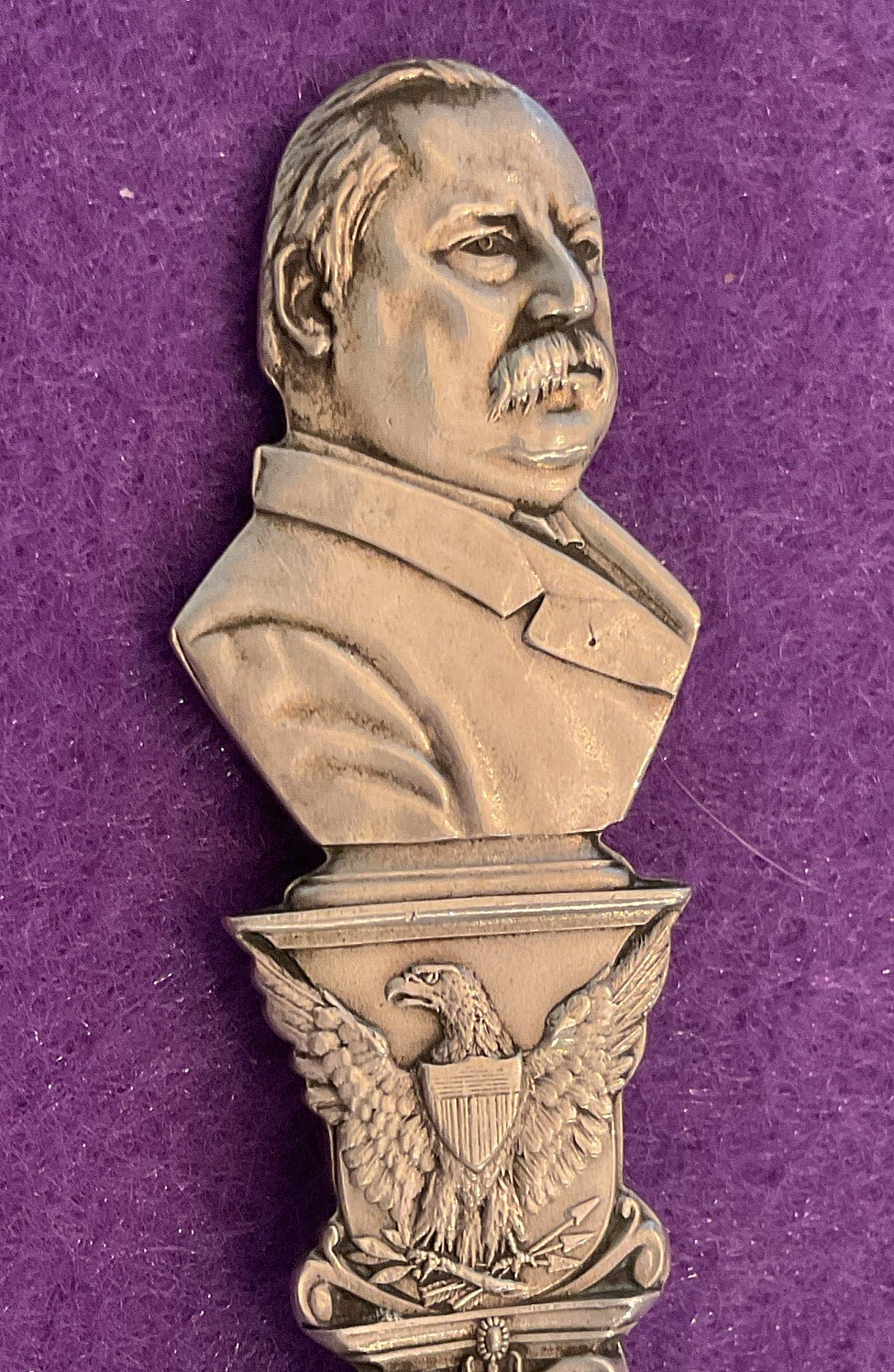 President Grover Cleveland 5 5/8″ Sterling Souvenir Spoon Gorham & J Larson 27g