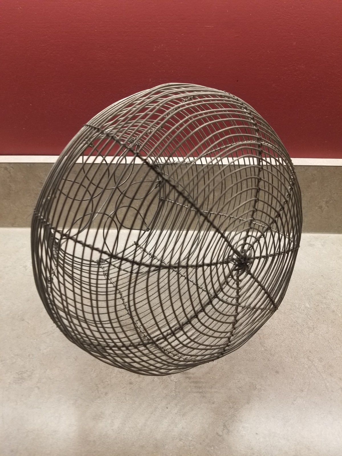 Vintage EGG BASKET Wire Metal Round Handled – Closing Top Chicken Country Farm