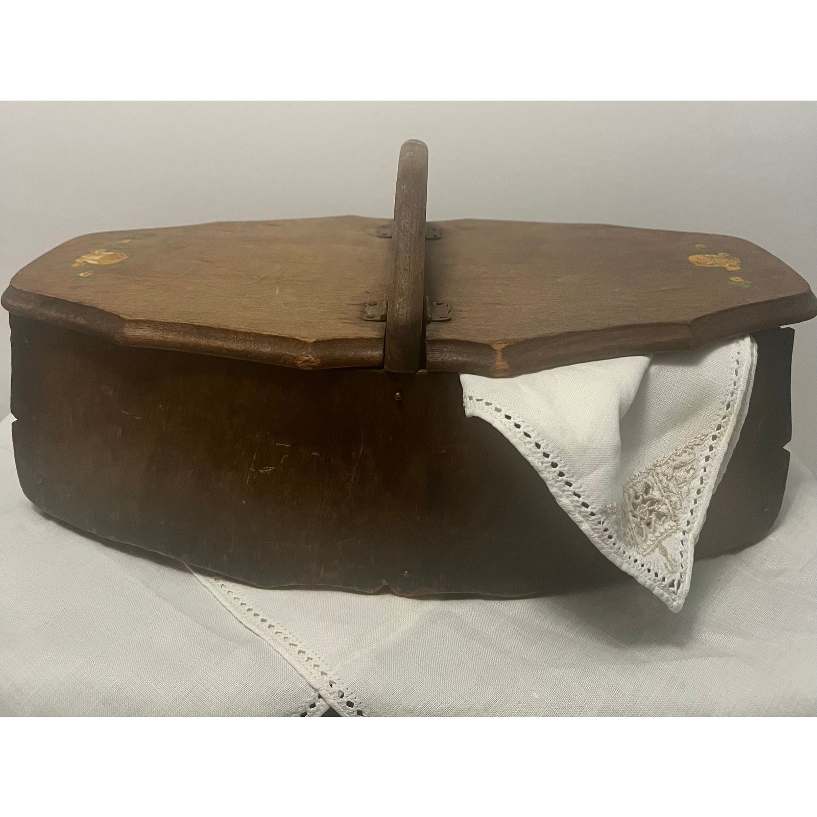 W4 – Vintage Wooden Sewing or Storage Box