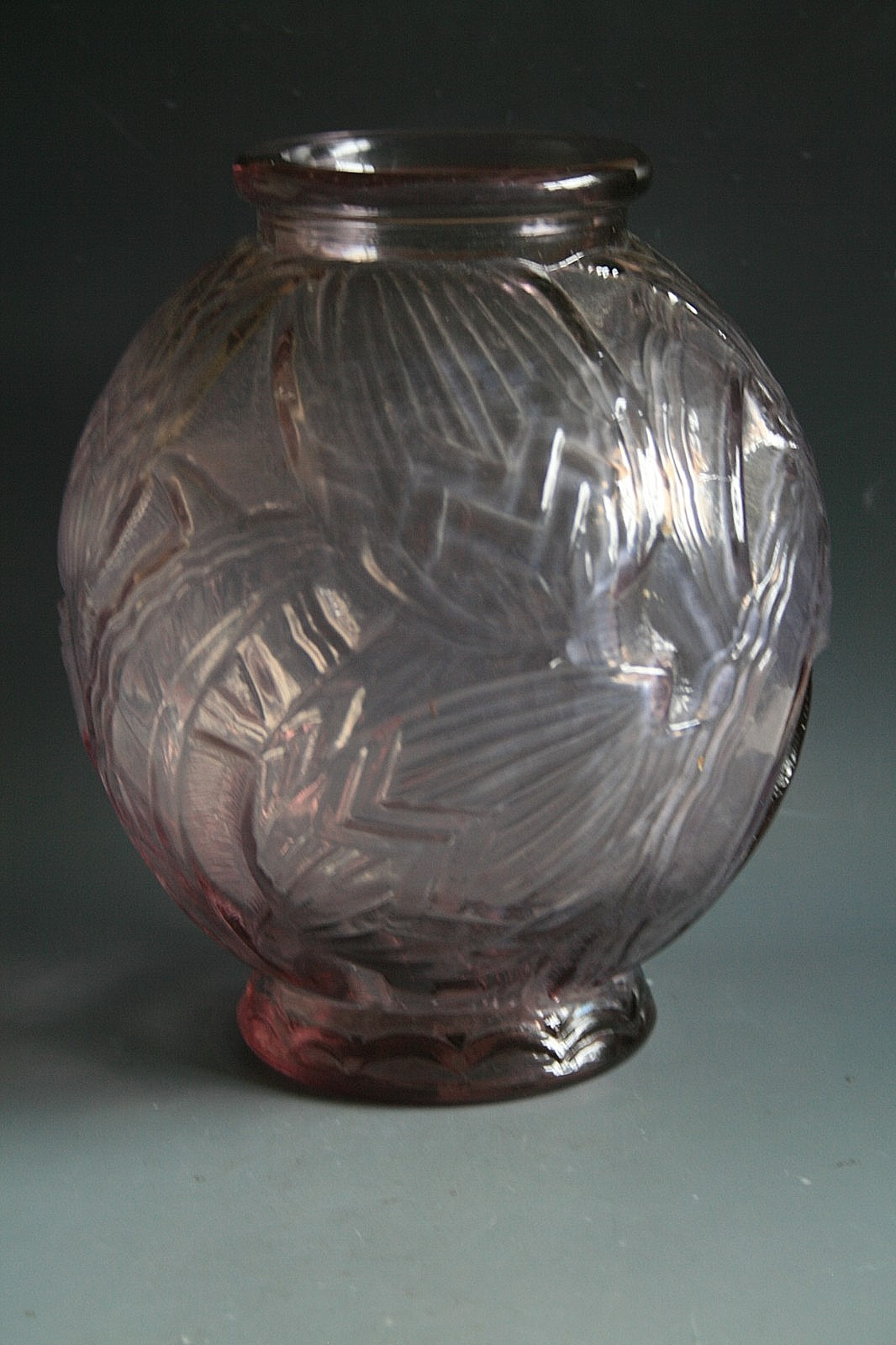 ANTIQUE ART DECO PIERRE D’AVESN GLASS VASE