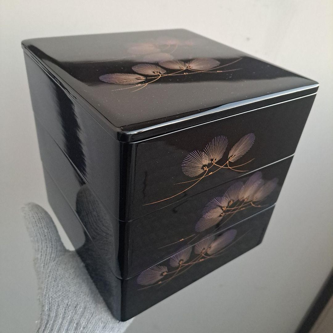 Aizu Lacquerware 6.5″ 3-Tier Jubako Box Natural Wood Pine Needle Maki-e Unused