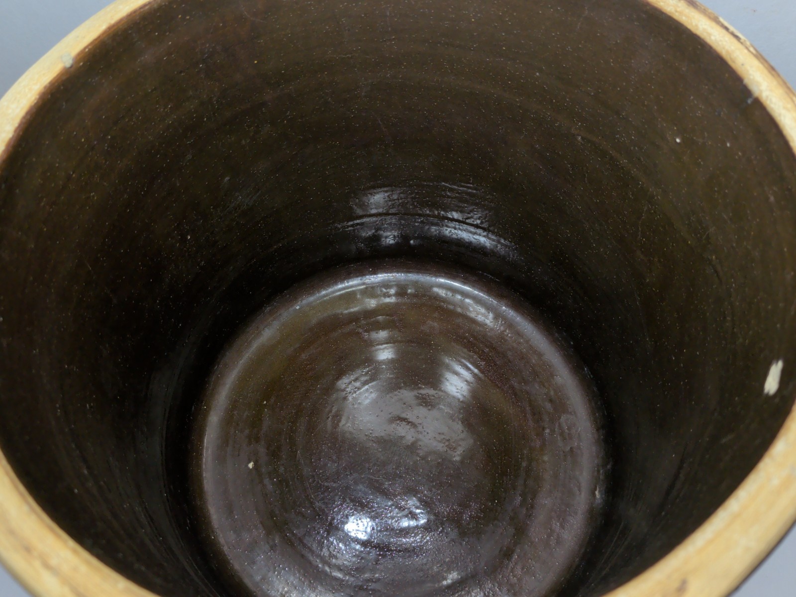 ✨VINTAGE✨ #3 PRIMITIVE Two Tone STONEWARE Heavy CROCK – Antique Pottery